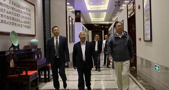 全國(guó)對(duì)外友好協(xié)會(huì)領(lǐng)導(dǎo)一行參觀倪東方藝術(shù)博物館